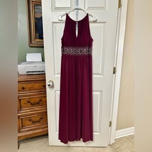 Size 18 R&M Richard’s Wine Plum Red Formal Evening Dress